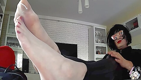 Monique Footlust - Office Footslut - Teaser Video